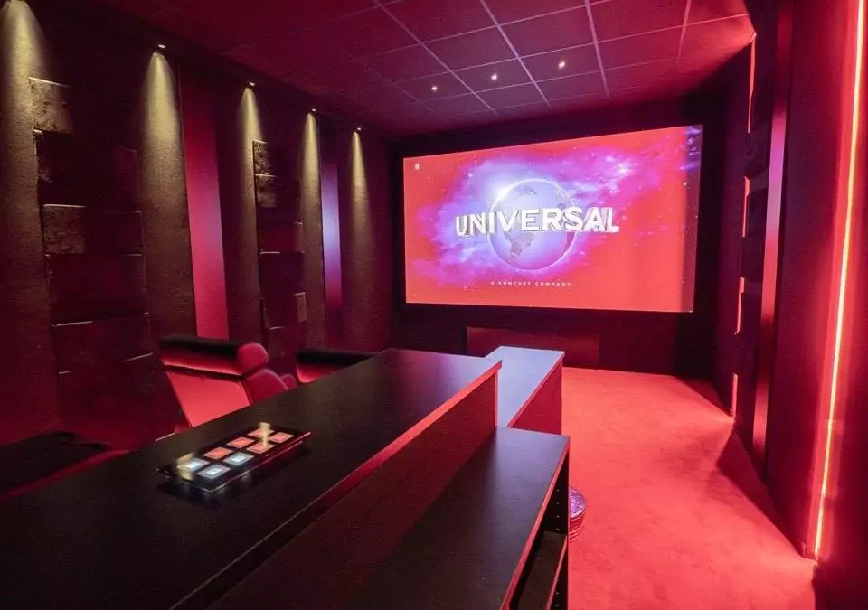 Cinéma privé au Luxembourg : l’expérience du cinéma chez soi avec la qualité Cinémotion